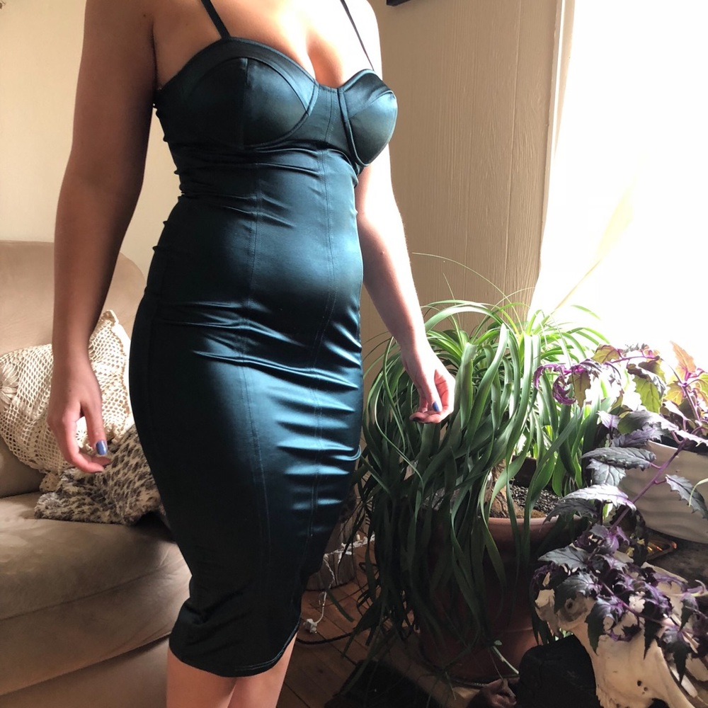 Wired Midi Dresses; Dark blue & Gold